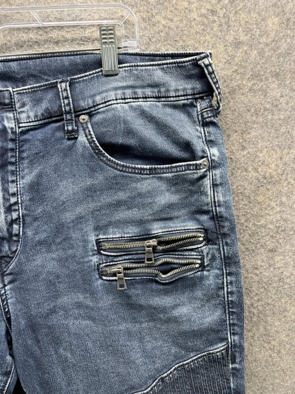 True Religion Rocco Jeans Mens 38 Blue Relaxed Skinny Biker Denim Distressed